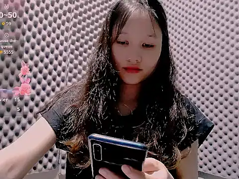 Snapshot of Pipi23_ chatting on 09/21/25, 03:08 Pipi23 online show from 09/21/25, 03:08