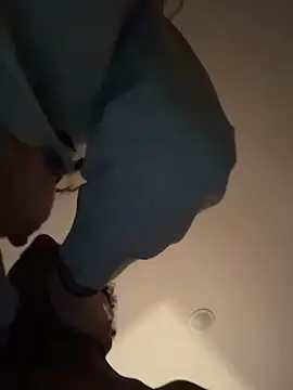 Snapshot of smuckle899 chatting on 10/01/25, 03:45 smuckle899 online show from 10/01/25, 03:45