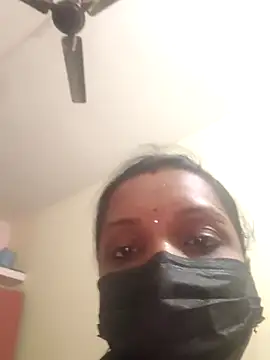 Snapshot of Tamil_Swathi chatting on 04/23/26, 12:40 Tamil Swathi online show from 04/23/26, 12:40