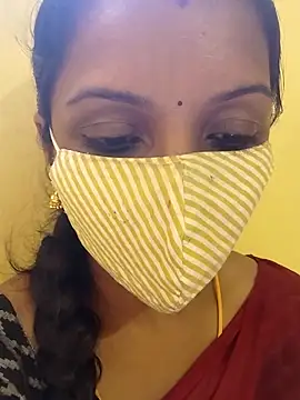 Snapshot of Tamil_Swathi chatting on 06/18/26, 09:14 Tamil Swathi online show from 06/18/26, 09:14