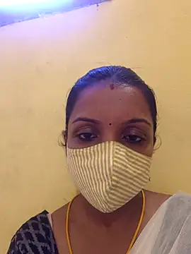 Snapshot of Tamil_Swathi chatting on 06/20/26, 04:04 Tamil Swathi online show from 06/20/26, 04:04