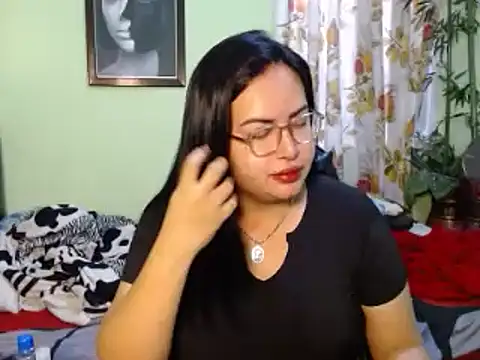 Snapshot of ConnieVentura chatting on 09/26/25, 07:23 ConnieVentura online show from 09/26/25, 07:23