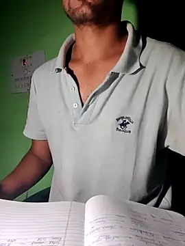 Snapshot of ammykhan468 chatting on 09/27/25, 02:44 ammykhan468 online show from 09/27/25, 02:44