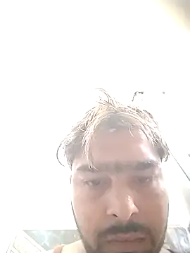 Snapshot of chatting on 10/01/25, 04:18 online show from 10/01/25, 04:18