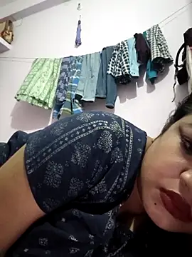 Deborbhavi222 online show from 04/25/26, 04:26