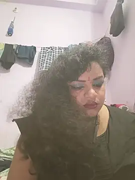 Snapshot of Deborbhavi222 chatting on 06/10/26, 05:56 Deborbhavi222 online show from 06/10/26, 05:56