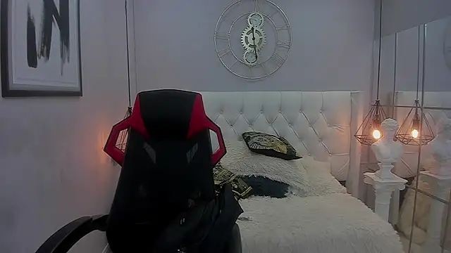 wildthor26 online show from 10/07/25, 04:42