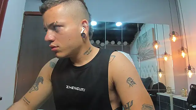 wildthor26 online show from 02/14/26, 04:42