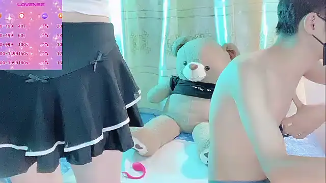 Snapshot of White-Lia chatting on 10/01/25, 08:37 White-Lia online show from 10/01/25, 08:37