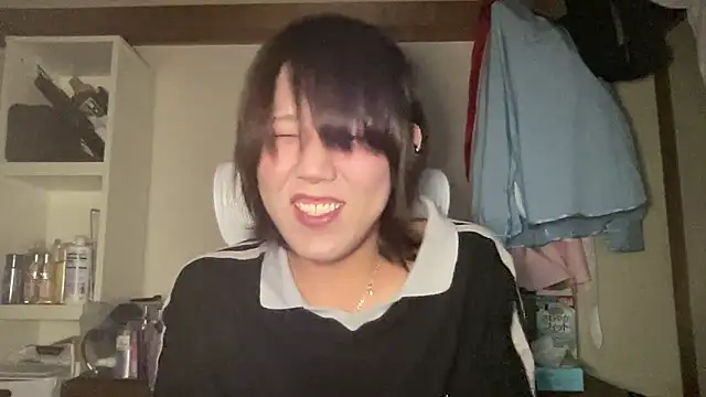 nuu1 221 online show from 09/28/25, 08:47