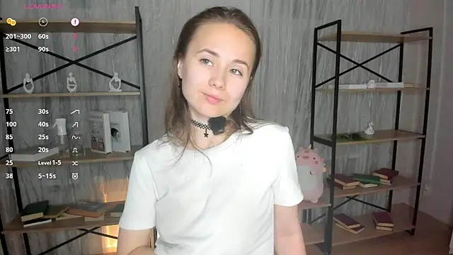 Snapshot of Crysta1Eva_ chatting on 06/13/26, 07:34 Crysta1Eva online show from 06/13/26, 07:34