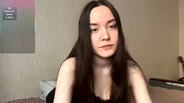 Snapshot of VividSienna chatting on 02/20/26, 04:31 VividSienna online show from 02/20/26, 04:31