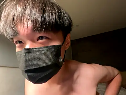 Yo155 online show from 10/16/25, 04:52