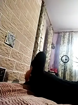 Ponka2011 online show from 10/21/25, 05:08