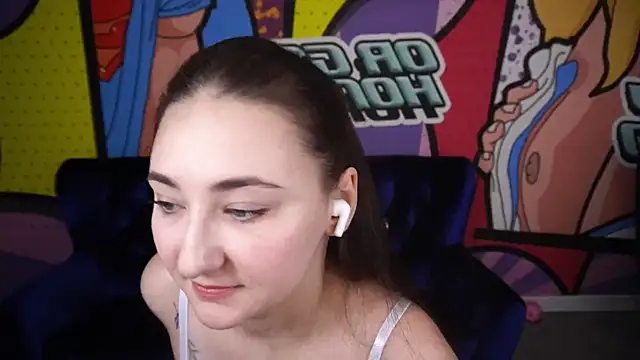 SashaDuvalle online show from 12/04/25, 06:44