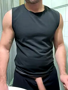 Snapshot of giovan2020 chatting on 12/04/25, 10:40 giovan2020 online show from 12/04/25, 10:40