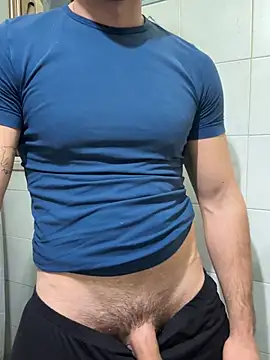 Snapshot of giovan2020 chatting on 02/02/26, 10:08 giovan2020 online show from 02/02/26, 10:08