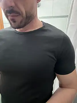 Snapshot of giovan2020 chatting on 04/20/26, 09:16 giovan2020 online show from 04/20/26, 09:16