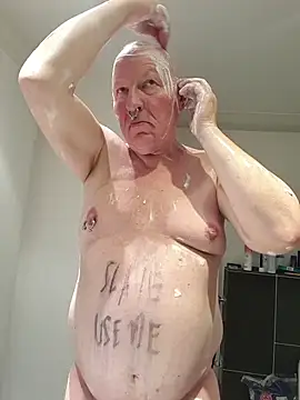 Snapshot of CgnWolf chatting on 12/03/25, 08:07 CgnWolf online show from 12/03/25, 08:07