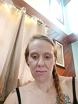 Snapshot of PiperXXXHarder chatting on 08/08/26, 07:27 PiperXXXHarder online show from 08/08/26, 07:27