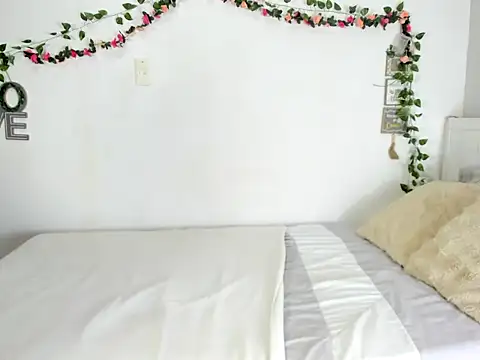 michell anyeli online show from 09/25/25, 11:30