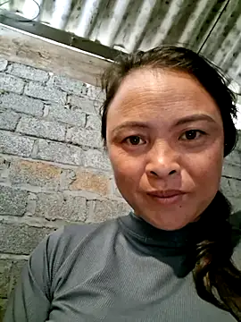 xuxulovezz online show from 09/28/25, 02:28