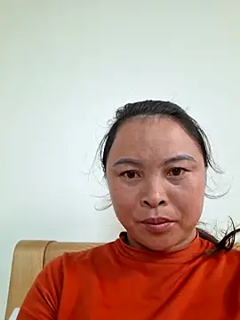 xuxulovezz online show from 12/17/25, 05:13