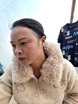 xuxulovezz online show from 12/19/25, 01:23