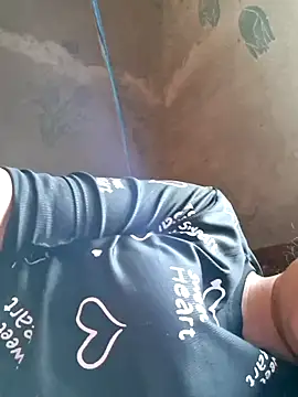 xuxulovezz online show from 07/14/26, 03:33