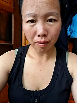 helenzz online show from 11/10/25, 05:17