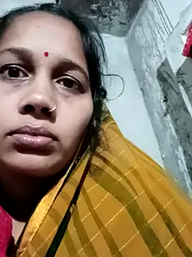 Snapshot of Rupali_ji chatting on 12/16/25, 03:28 Rupali ji online show from 12/16/25, 03:28