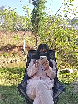 Helen-Tran online show from 02/05/26, 01:21