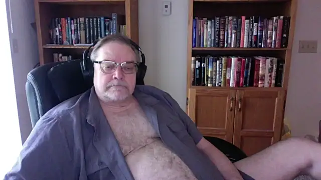 Snapshot of Vinyl22@xh chatting on 04/22/26, 06:09 Vinyl22xh online show from 04/22/26, 06:09