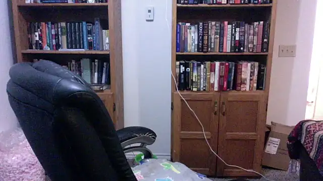 Snapshot of Vinyl22@xh chatting on 05/30/26, 07:27 Vinyl22xh online show from 05/30/26, 07:27
