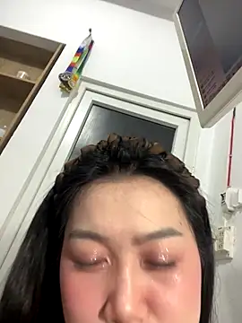 -Halley- online show from 09/22/25, 11:01