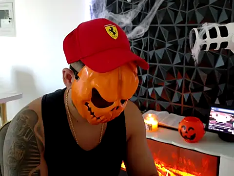 Snapshot of maximus888A chatting on 10/26/25, 12:55 maximus888A online show from 10/26/25, 12:55