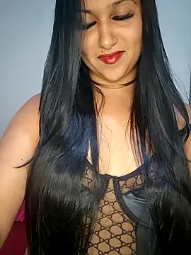 Snapshot of graziele00 chatting on 03/27/26, 05:45 graziele00 online show from 03/27/26, 05:45