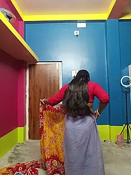 reya743 online show from 02/28/26, 12:11