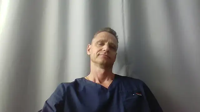 Snapshot of Freeze_Fire chatting on 07/01/26, 06:37 Freeze Fire online show from 07/01/26, 06:37