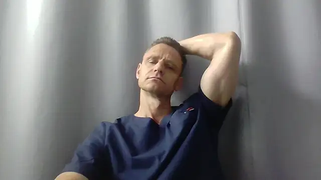 Snapshot of Freeze_Fire chatting on 07/05/26, 06:53 Freeze Fire online show from 07/05/26, 06:53