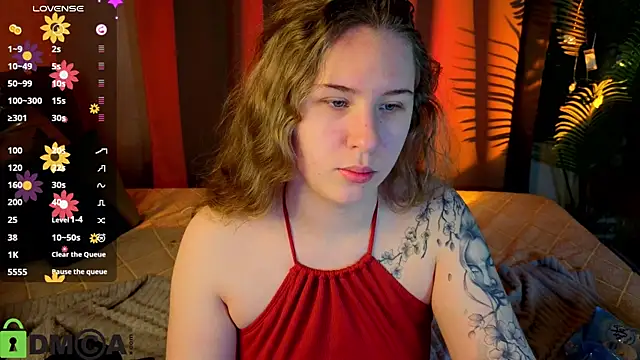 Snapshot of Elsie_Cutties chatting on 04/07/26, 01:06 Elsie Cutties online show from 04/07/26, 01:06