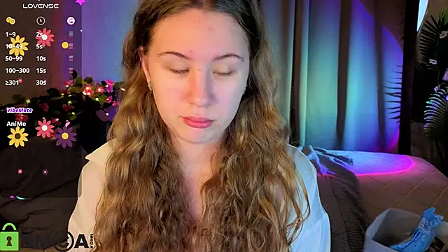 Snapshot of Elsie_Cutties chatting on 04/10/26, 01:11 Elsie Cutties online show from 04/10/26, 01:11