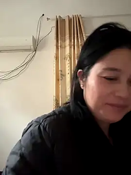 Snapshot of aoyo66 chatting on 11/01/25, 11:40 aoyo66 online show from 11/01/25, 11:40