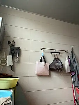 Snapshot of aoyo66 chatting on 11/08/25, 11:25 aoyo66 online show from 11/08/25, 11:25