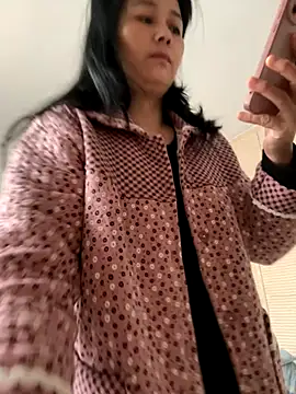 Snapshot of aoyo66 chatting on 11/09/25, 11:58 aoyo66 online show from 11/09/25, 11:58