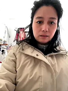 Snapshot of aoyo66 chatting on 11/19/25, 01:16 aoyo66 online show from 11/19/25, 01:16