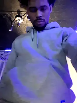 Snapshot of Painstickwes chatting on 02/10/26, 12:04 Painstickwes online show from 02/10/26, 12:04