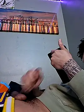 Snapshot of Painstickwes chatting on 03/02/26, 03:30 Painstickwes online show from 03/02/26, 03:30