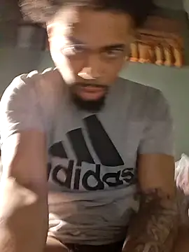 Snapshot of Painstickwes chatting on 03/04/26, 10:21 Painstickwes online show from 03/04/26, 10:21