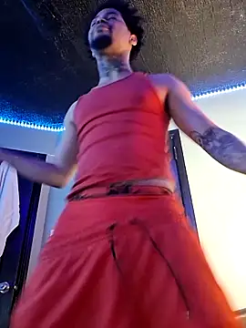 Snapshot of Painstickwes chatting on 03/19/26, 07:40 Painstickwes online show from 03/19/26, 07:40